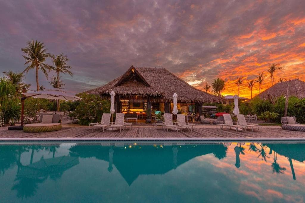 Beachfront cabana at Isla Cabana
