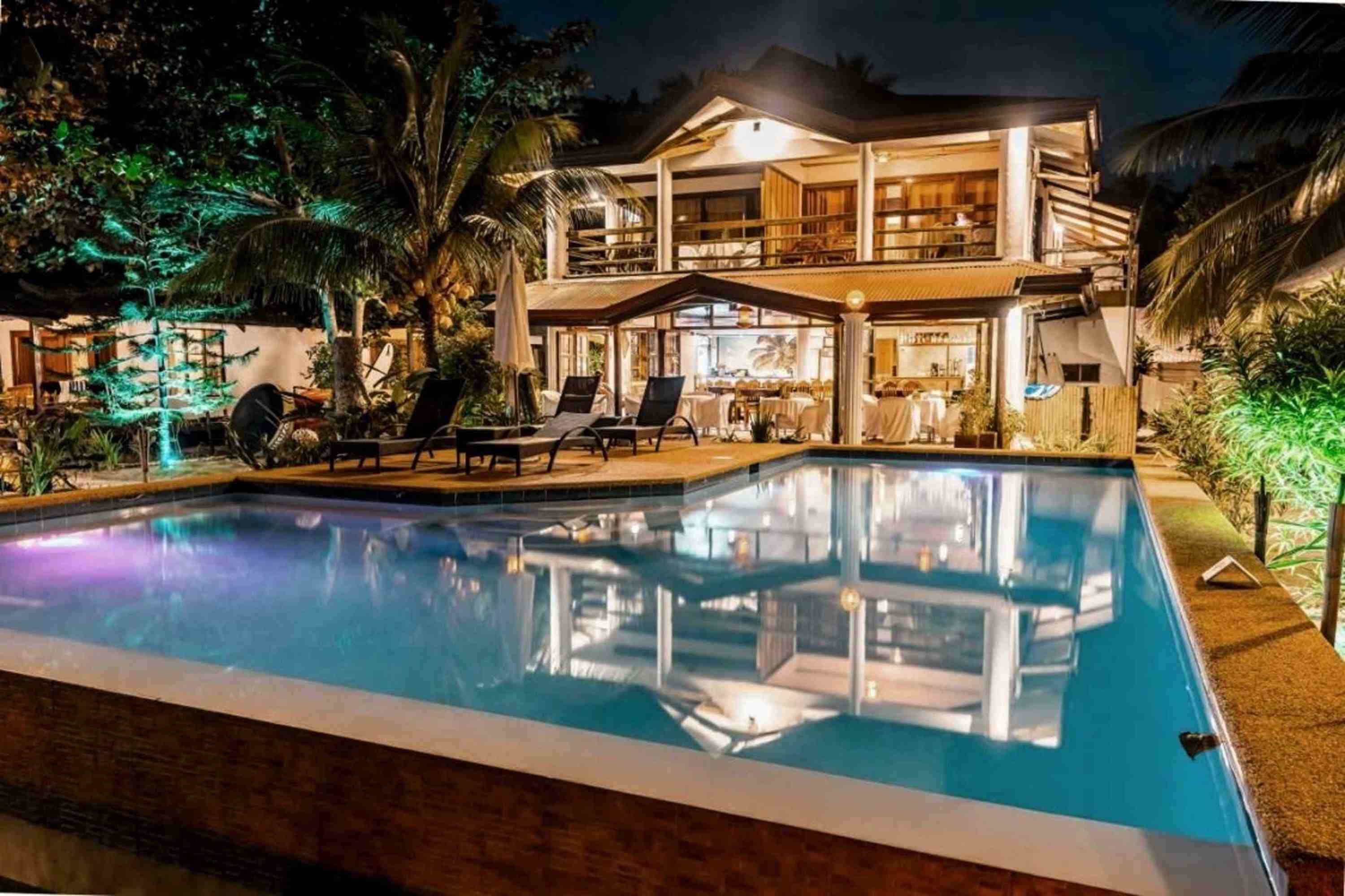Beachfront bungalow at Romantic Beach Villas